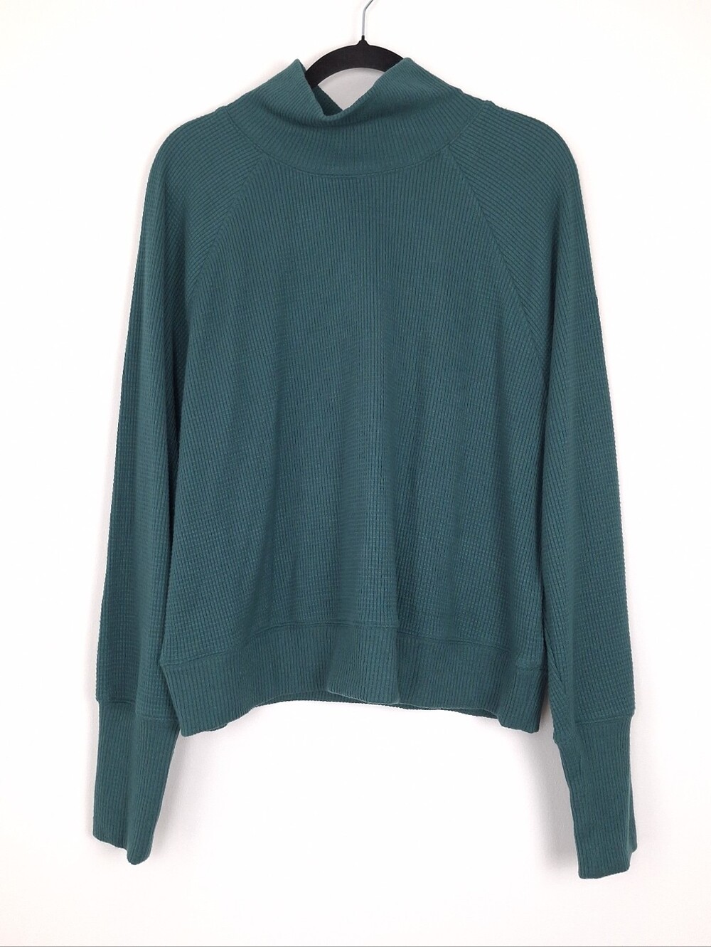 Alo Waffle Weekend Escape Mock Neck Long Sleeve Sweater Winter Ivy apres ski
